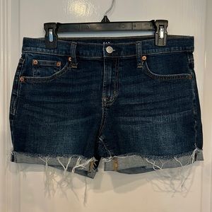 Gap denim jean shorts, sz29 petite, 5” inseam, dark rinse